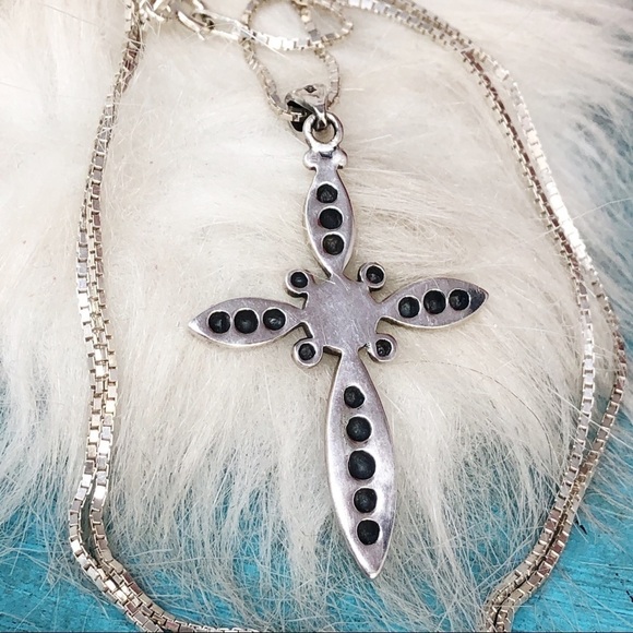 Sterling Silver Pearl Cross CFJ 925 & 20" Chain - Picture 2 of 5